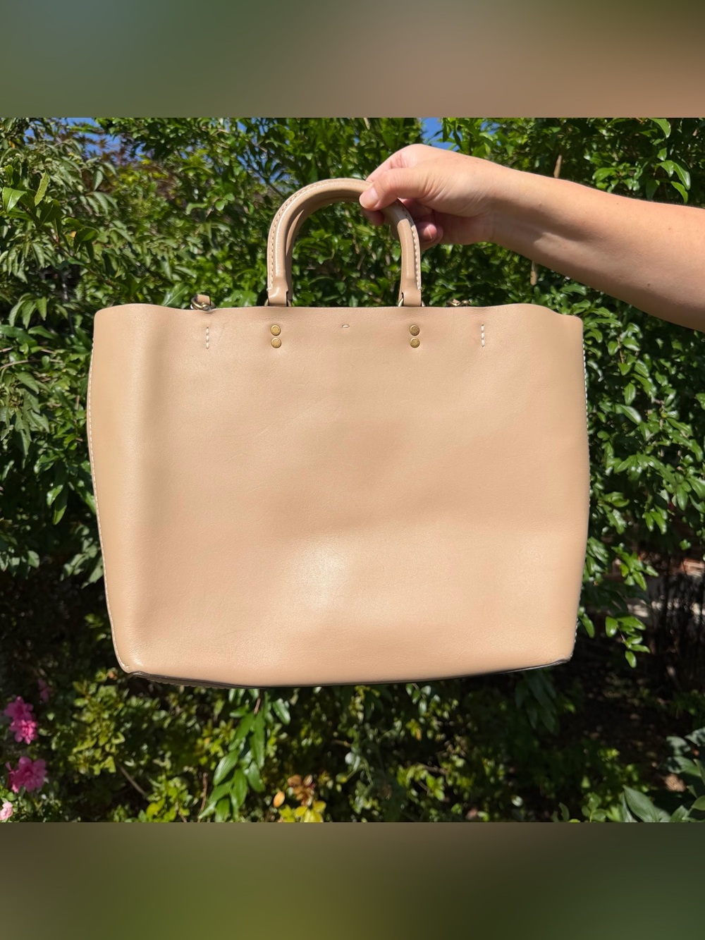 COACH ROGUE TOTE WITH FLORAL BOW PRINT INTERIOR (28430) - Picture 5 of 15